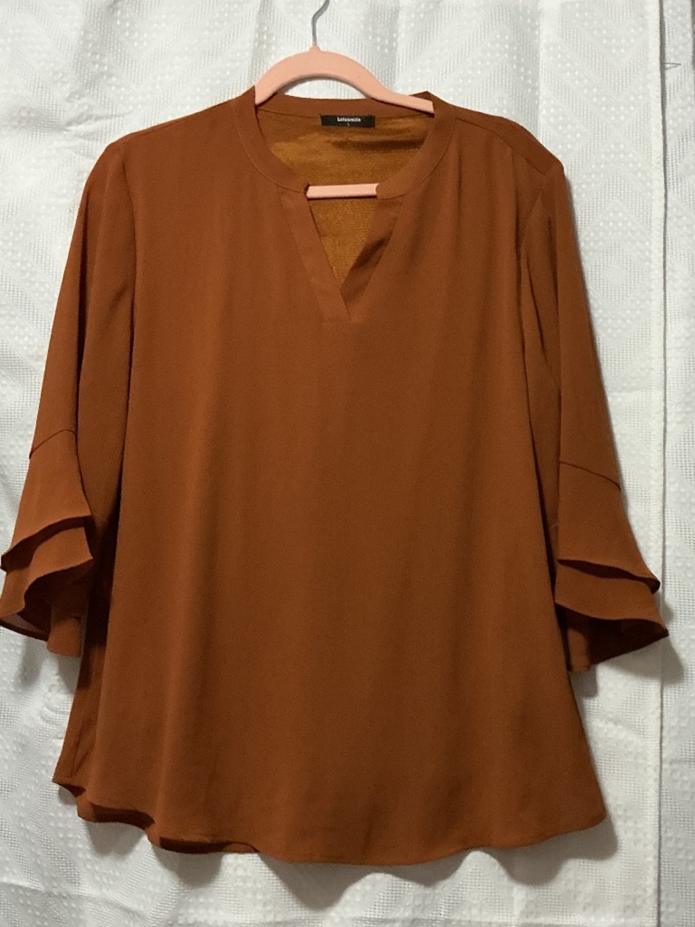Womens V neck pullover blouse